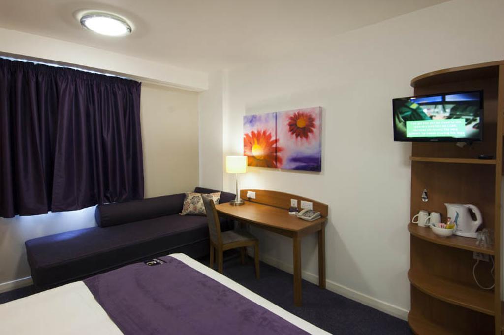 Premier Inn Horsham Exteriér fotografie